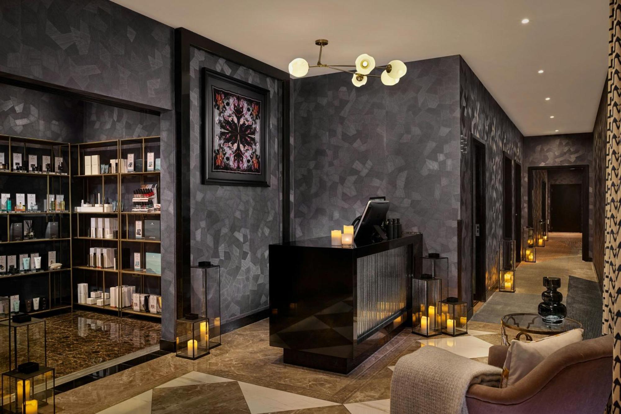 Montcalm East, Autograph Collection Hotel Лондон Екстериор снимка The spa at The Dorchester