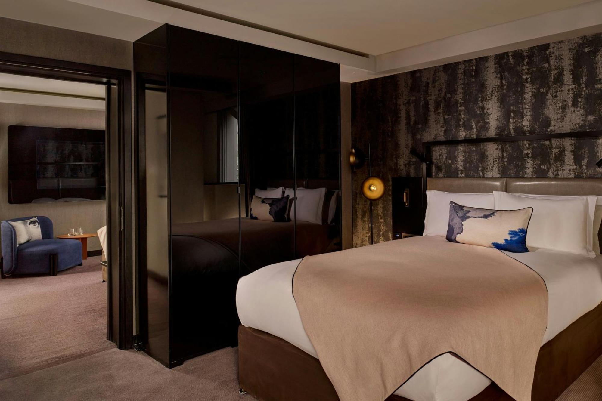 Montcalm East, Autograph Collection Hotel Лондон Екстериор снимка A suite at the hotel