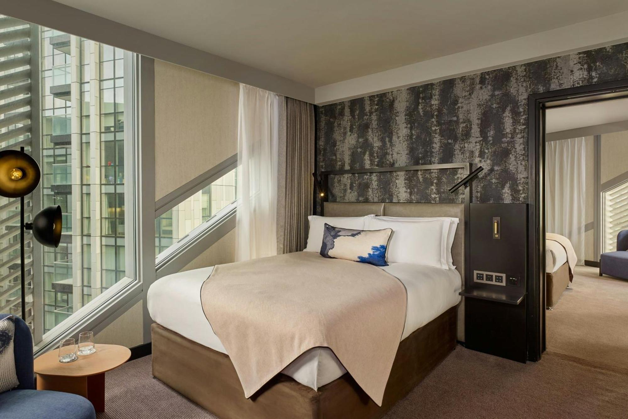 Montcalm East, Autograph Collection Hotel Лондон Екстериор снимка A bedroom at the hotel