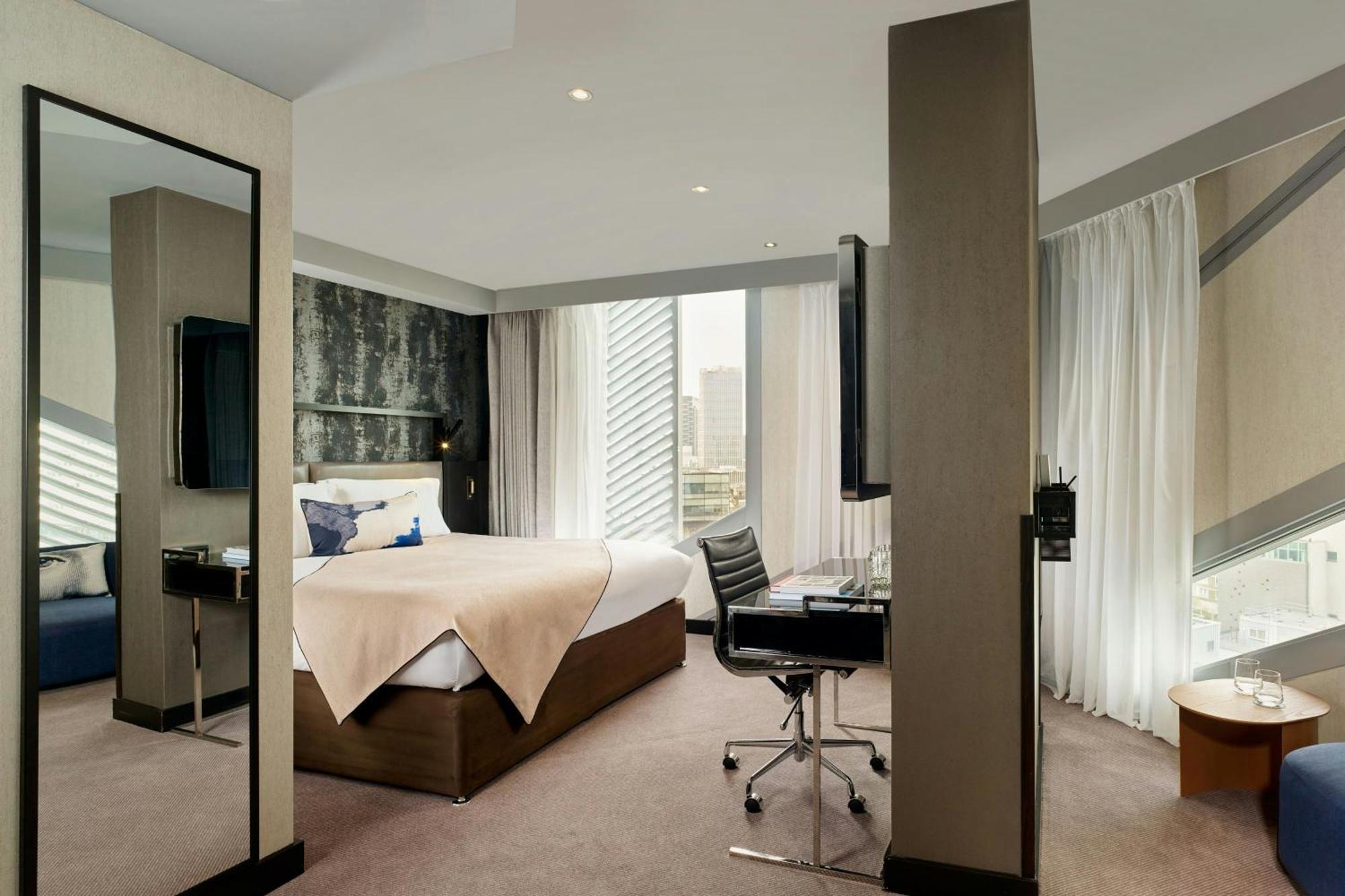 Montcalm East, Autograph Collection Hotel Лондон Екстериор снимка A bedroom at the hotel